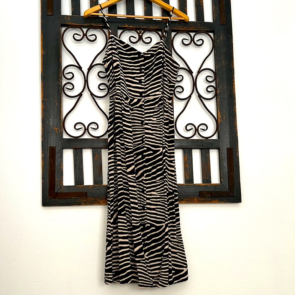 Animal print sleeveless dress